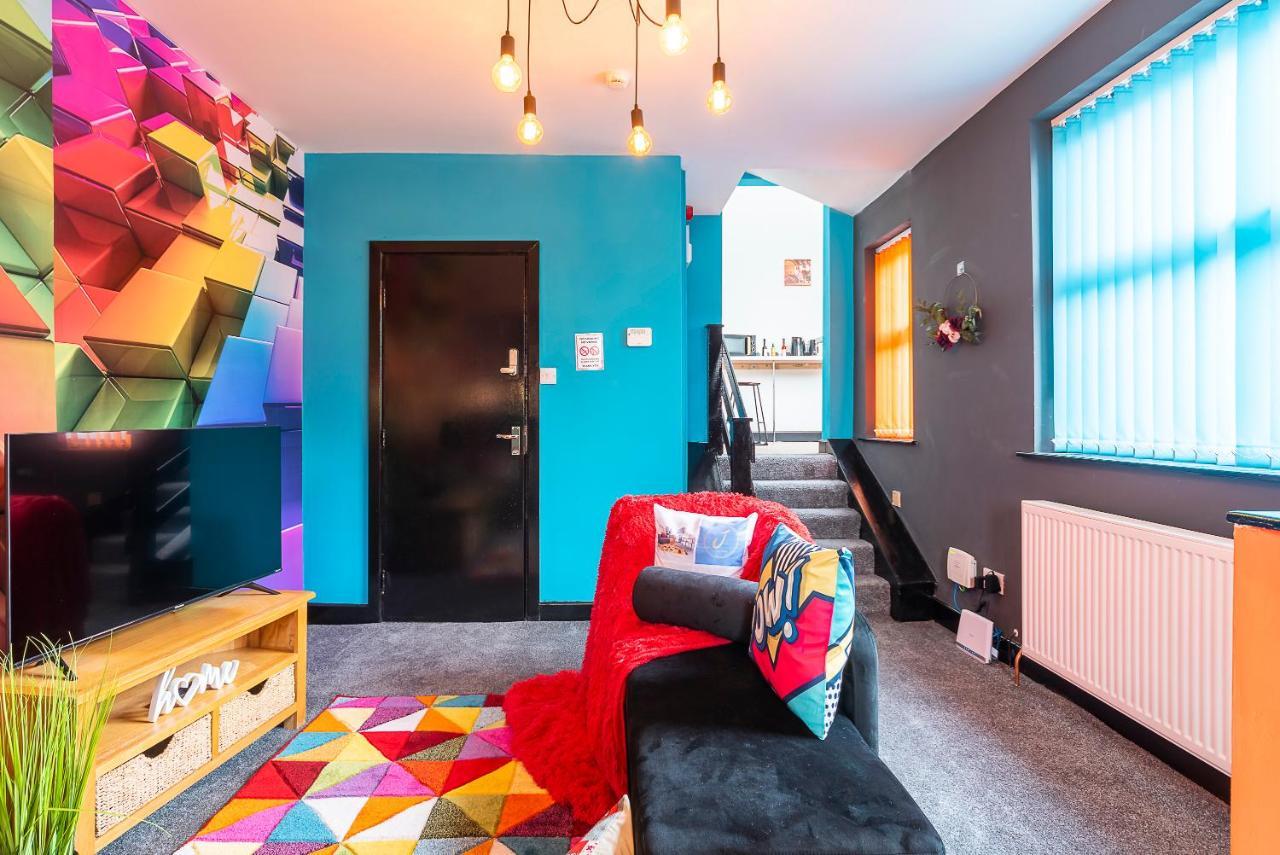 Vibrant Funkily Decorated 2 Bedroom 4 Beds Central Location Kingston upon Hull Exterior foto