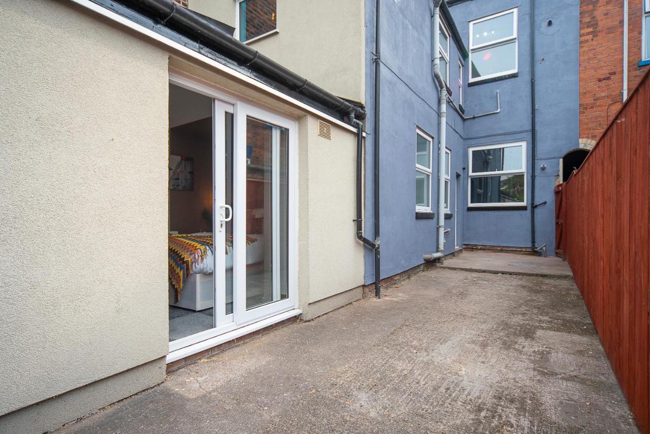 Vibrant Funkily Decorated 2 Bedroom 4 Beds Central Location Kingston upon Hull Exterior foto